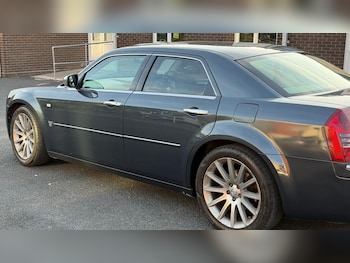 Used Chrysler 300C 2007 for sale - 79496186: Photo