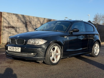 Used BMW 1 Series 2009 for sale - 77015850: Photo