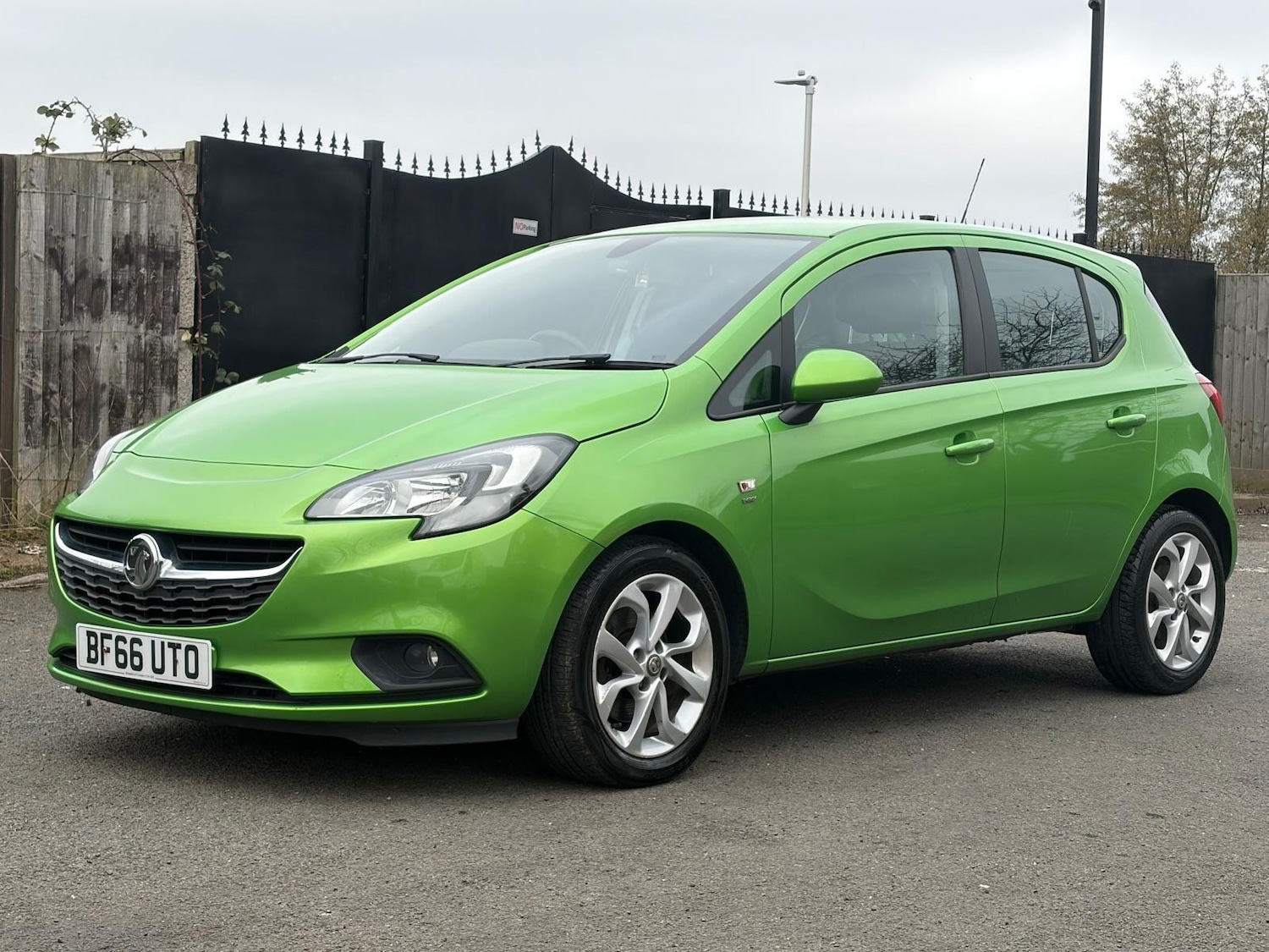 Used Vauxhall Corsa 2016 for sale - 77798938: Photo 3