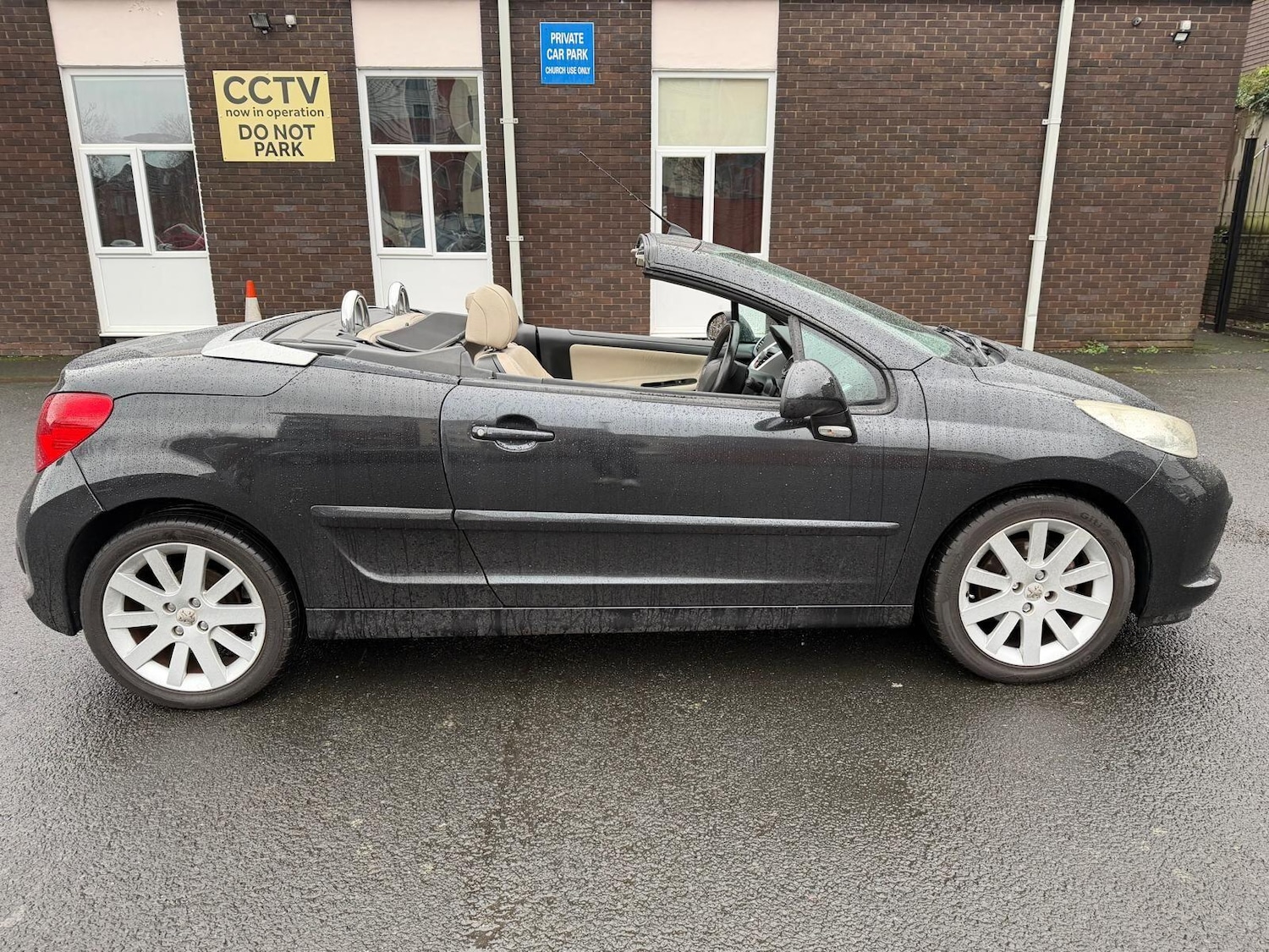 Used Peugeot 207 CC for sale - 77550406: Photo 9