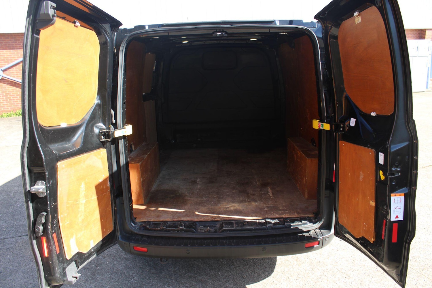 Used Ford Transit Custom 2017 for sale - 77978210: Photo 22