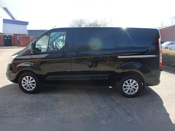 Used Ford Transit Custom 2017 for sale - 77978210: Photo
