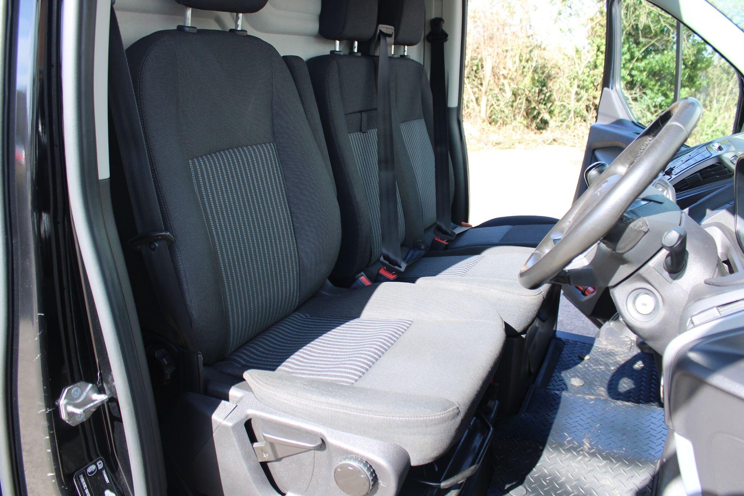 Used Ford Transit Custom 2017 for sale - 77978210: Photo 8