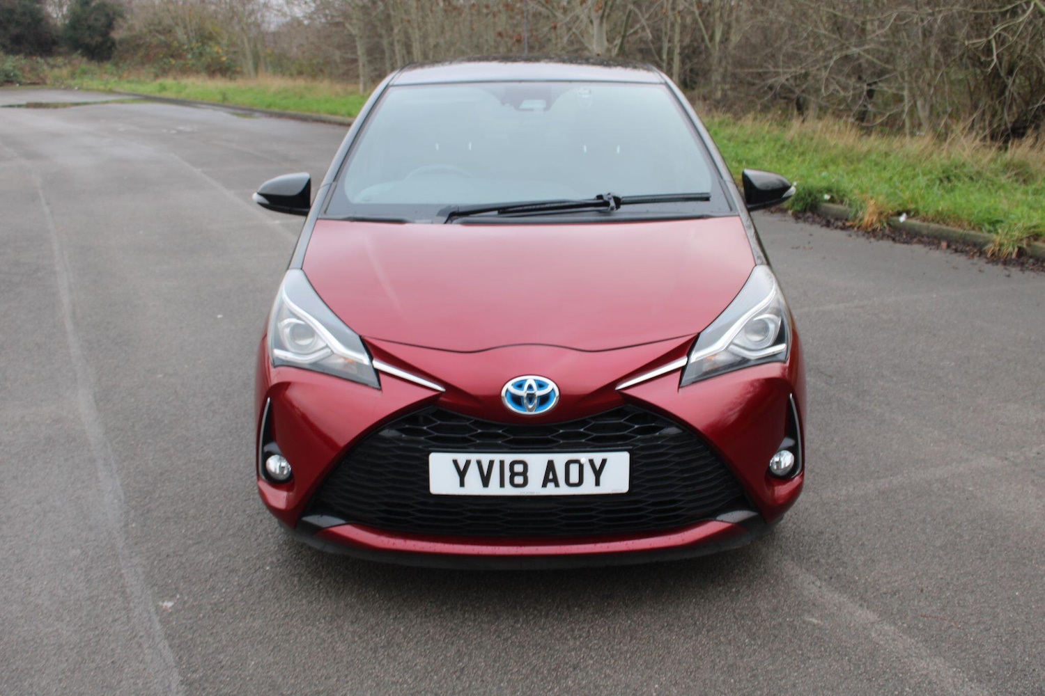 Used Toyota Yaris 2018 for sale - 77040737: Photo 2