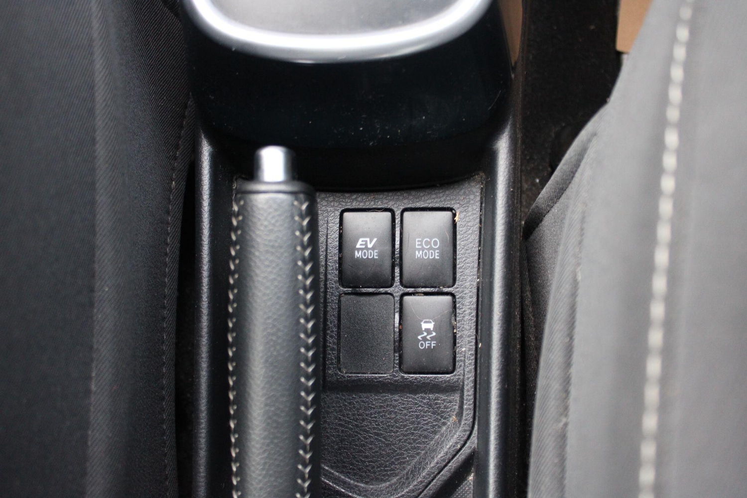 Used Toyota Yaris 2018 for sale - 77040737: Photo 20