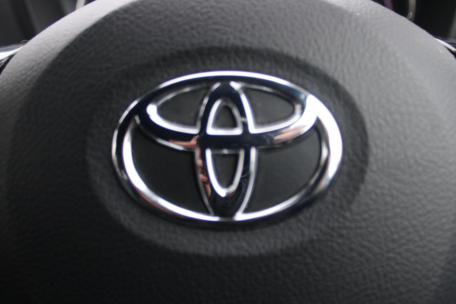 Used Toyota Yaris 2018 for sale - 77040737: Photo 27