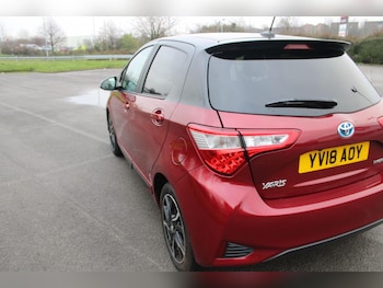 Used Toyota Yaris 2018 for sale - 77040737: Photo