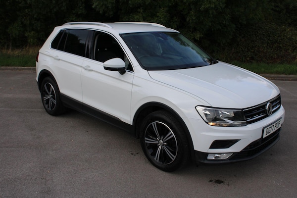 Used Volkswagen Tiguan 2017 for sale - 76239312: Photo 2
