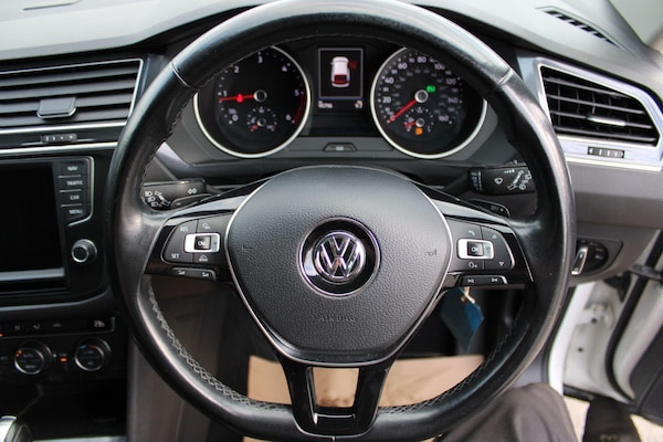 Used Volkswagen Tiguan 2017 for sale - 76239312: Photo 46