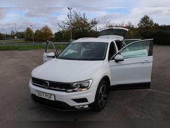 Used Volkswagen Tiguan 2017 for sale - 76239312: Photo 4