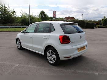 Used Volkswagen Polo 2016 for sale - 75402306: Photo