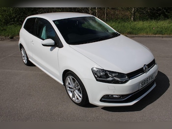 Used Volkswagen Polo 2015 for sale - 78301727: Photo