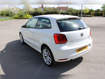 Used Volkswagen Polo 2015 for sale - 78301727: Photo