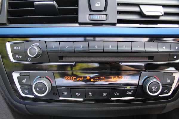 Used BMW 4 Series 2015 for sale - 76122170: Photo 43