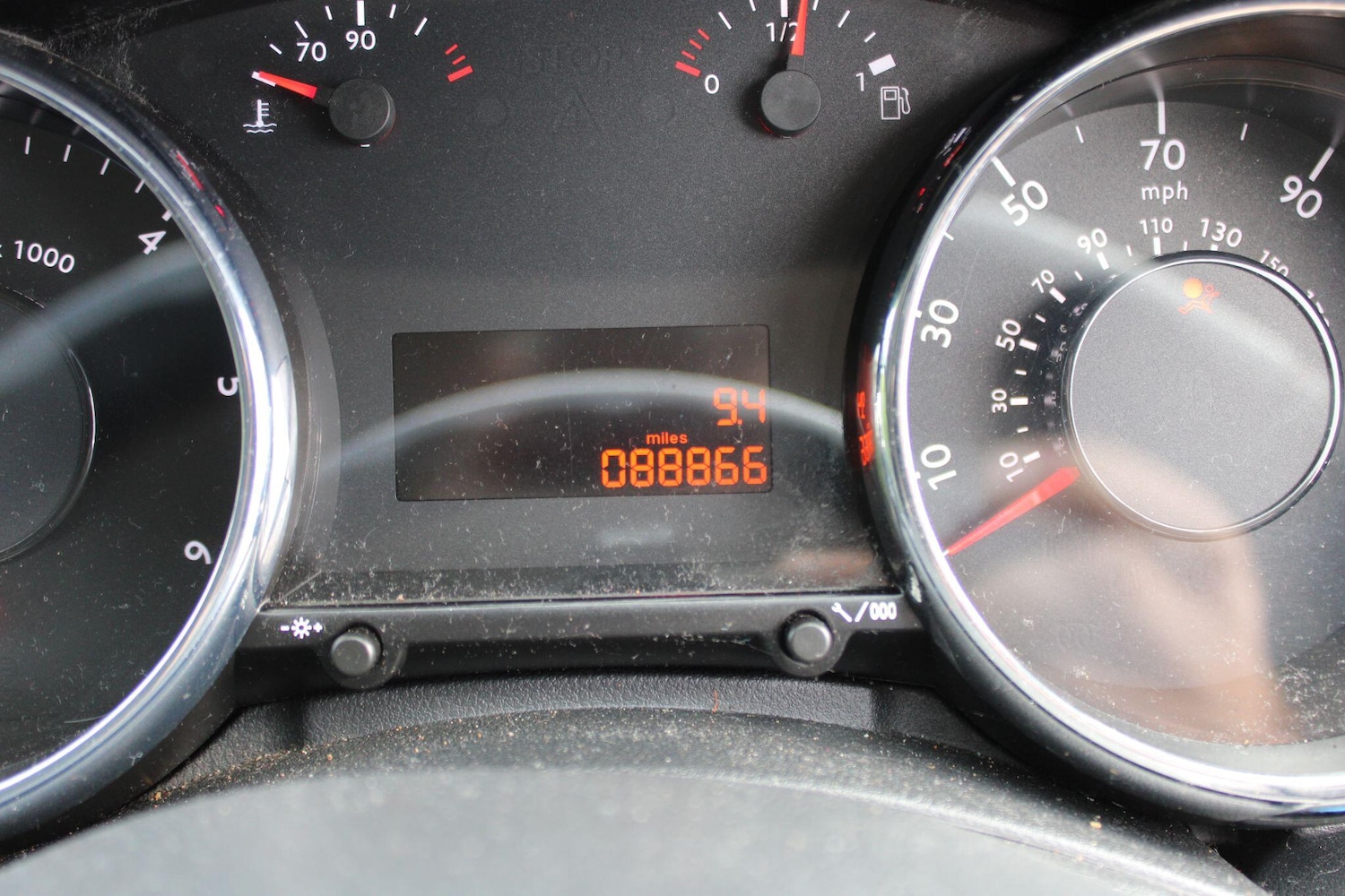 Used Peugeot 3008 2010 for sale - 76226919: Photo 19