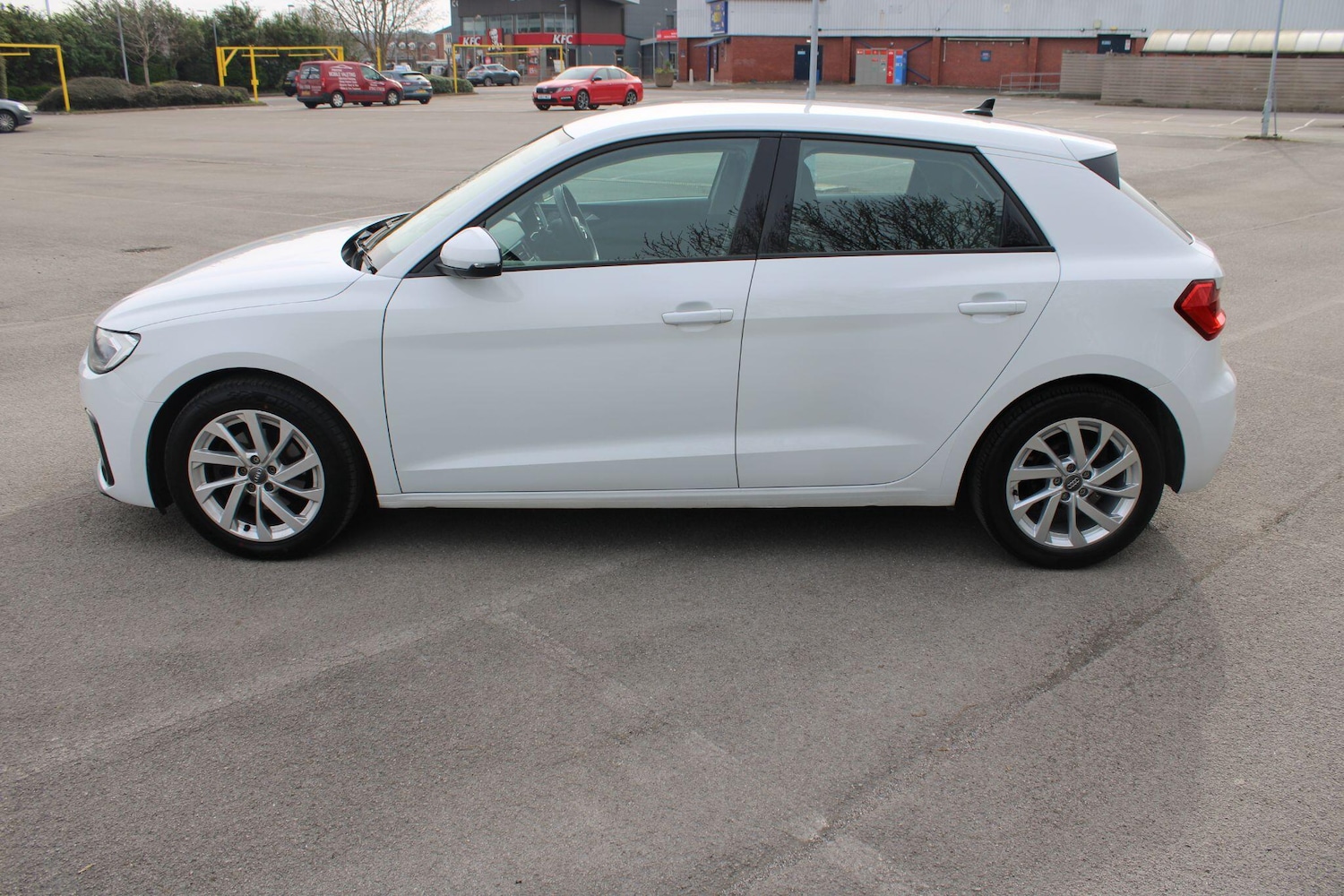 Used Audi A1 for sale - 78048132: Photo 5