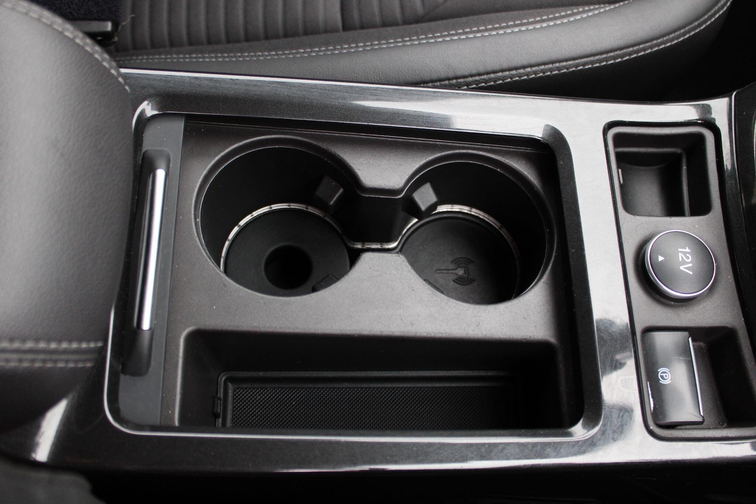 Used Ford Kuga 2018 for sale - 76260387: Photo 12