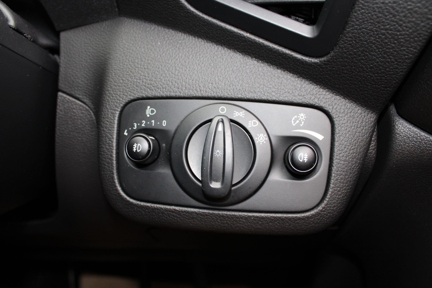 Used Ford Kuga 2018 for sale - 76260387: Photo 23