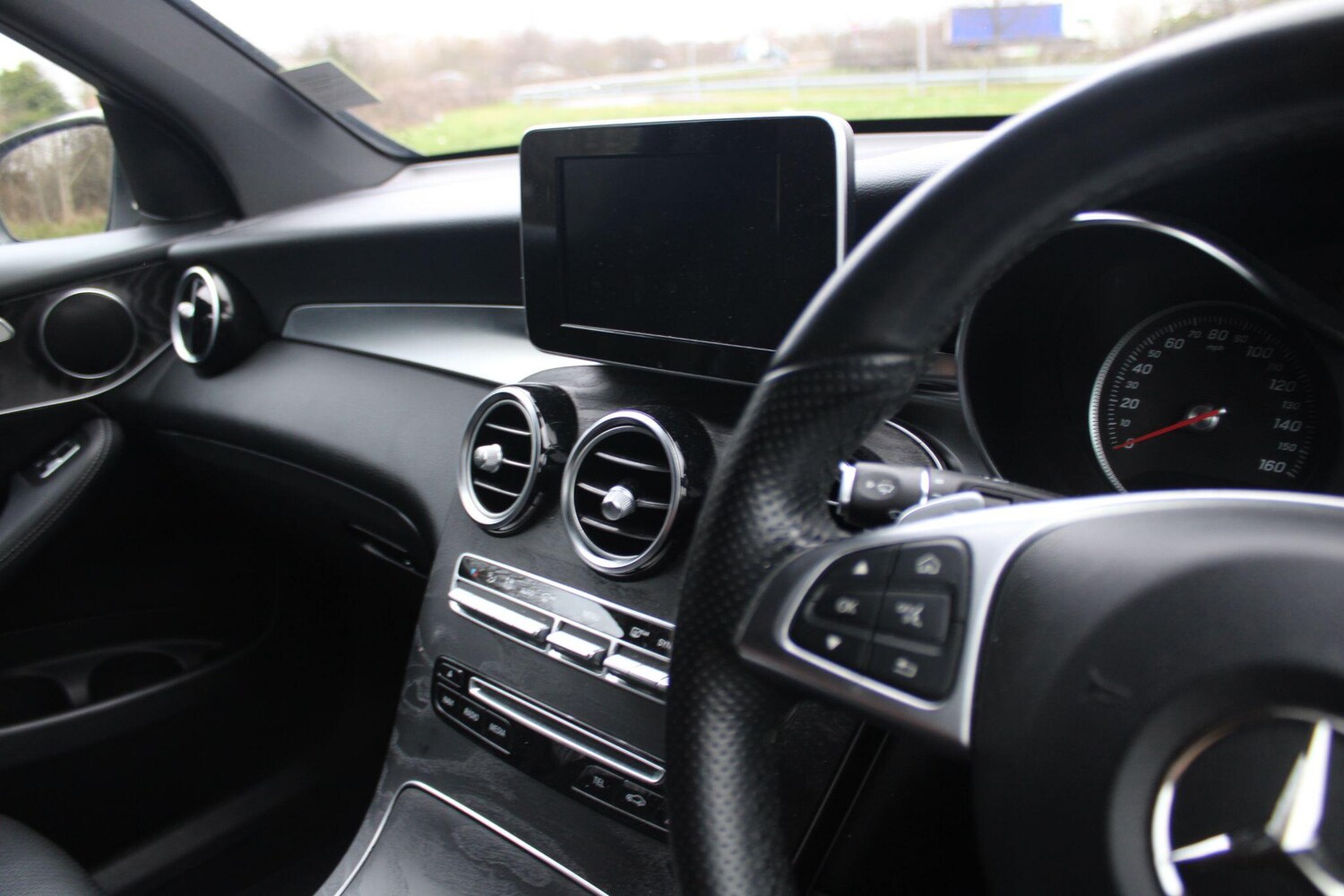 Used Mercedes-Benz GLC 2018 for sale - 77696410: Photo 10