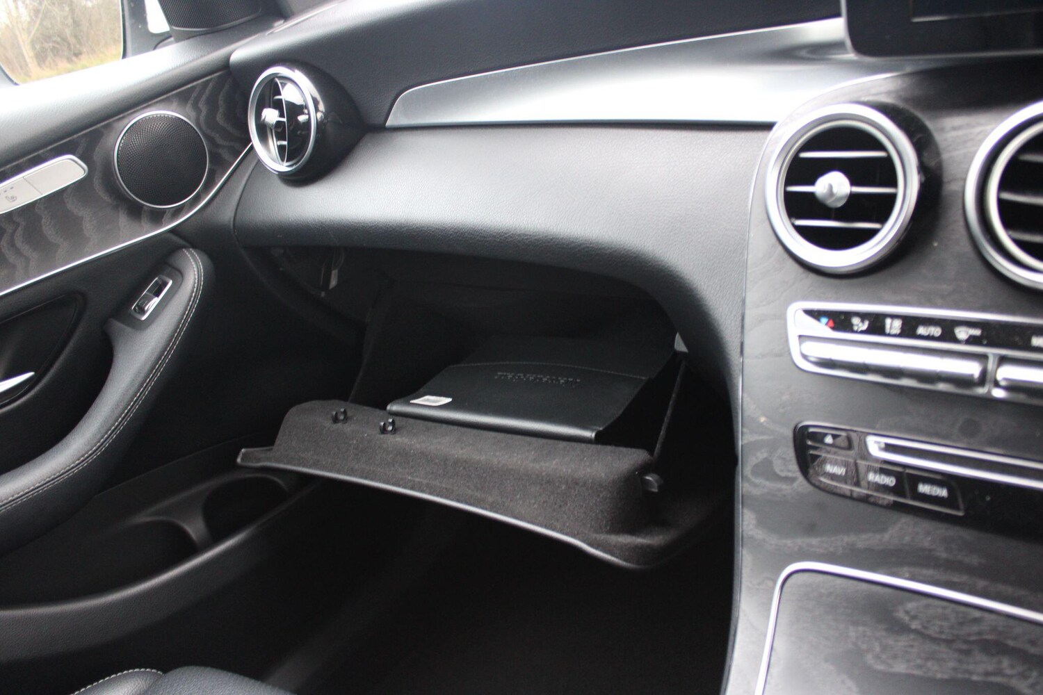 Used Mercedes-Benz GLC 2018 for sale - 77696410: Photo 11