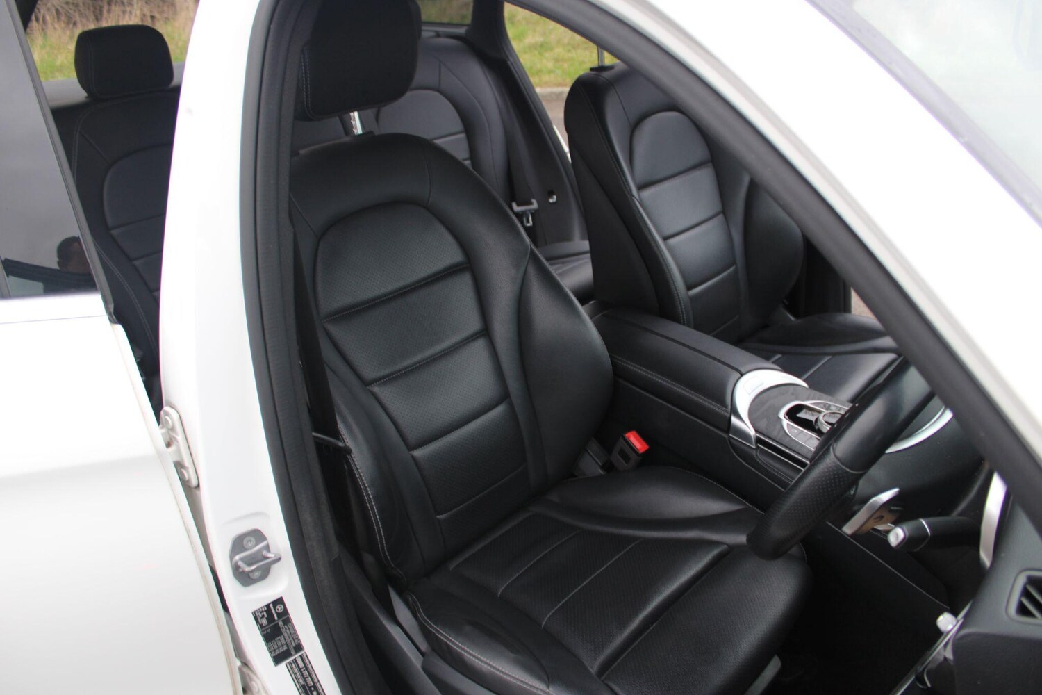 Used Mercedes-Benz GLC 2018 for sale - 77696410: Photo 12