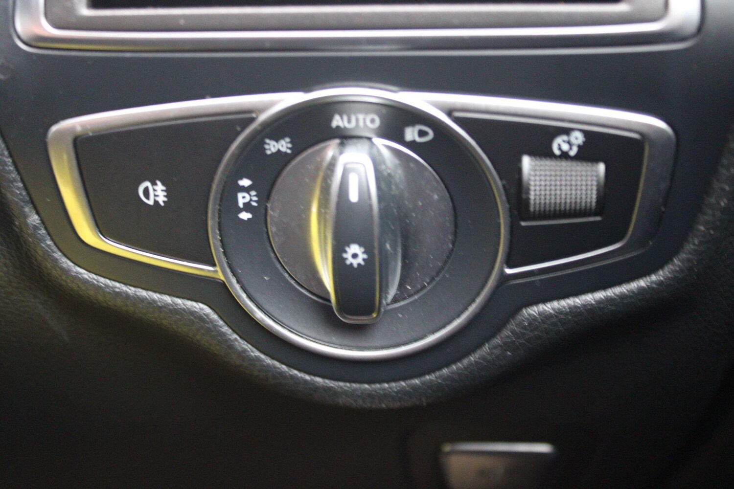 Used Mercedes-Benz GLC 2018 for sale - 77696410: Photo 20