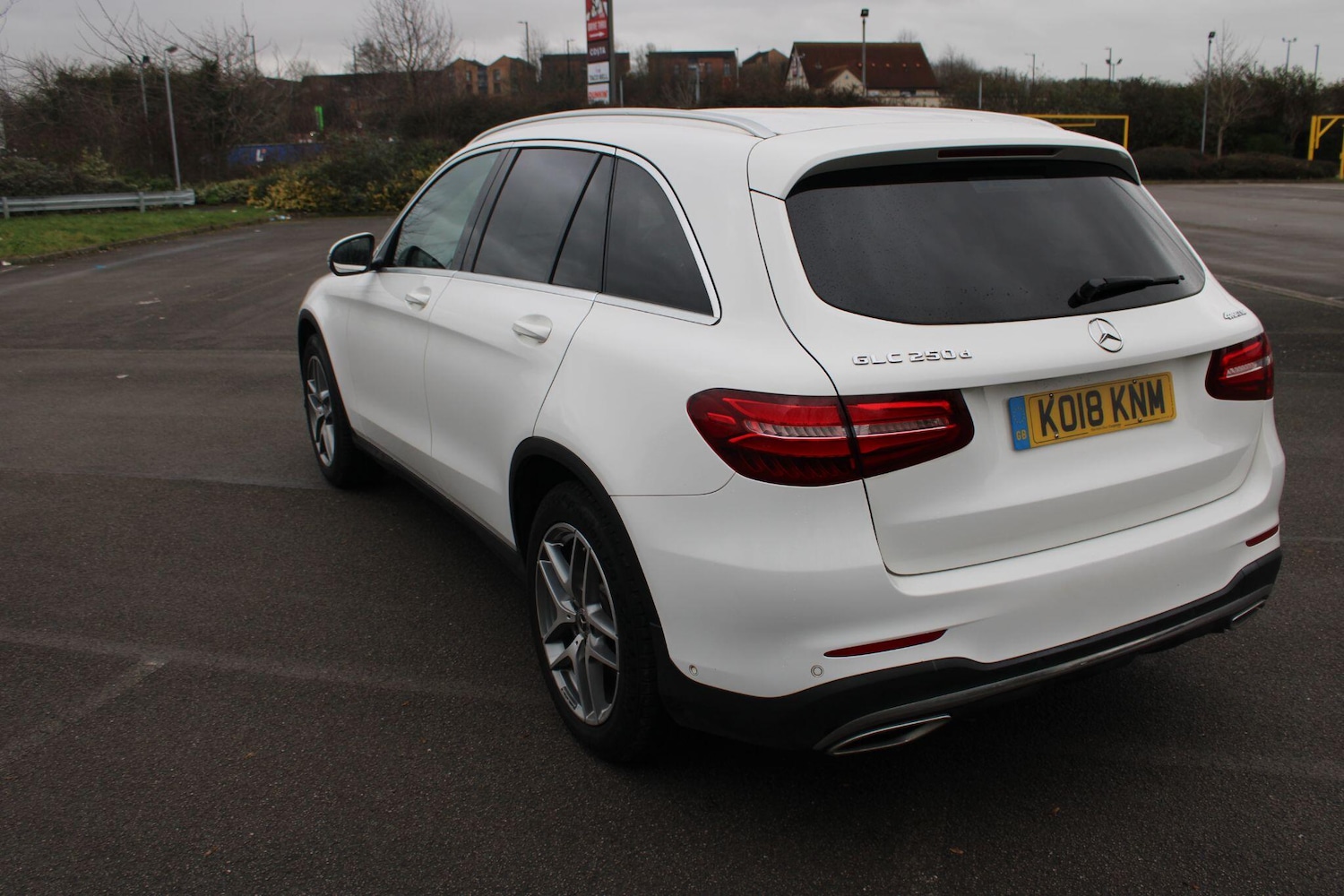Used Mercedes-Benz GLC 2018 for sale - 77696410: Photo 4