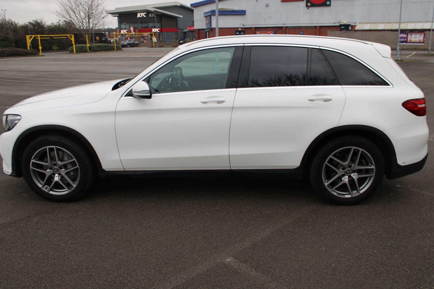 Used Mercedes-Benz GLC 2018 for sale - 77696410: Photo 6