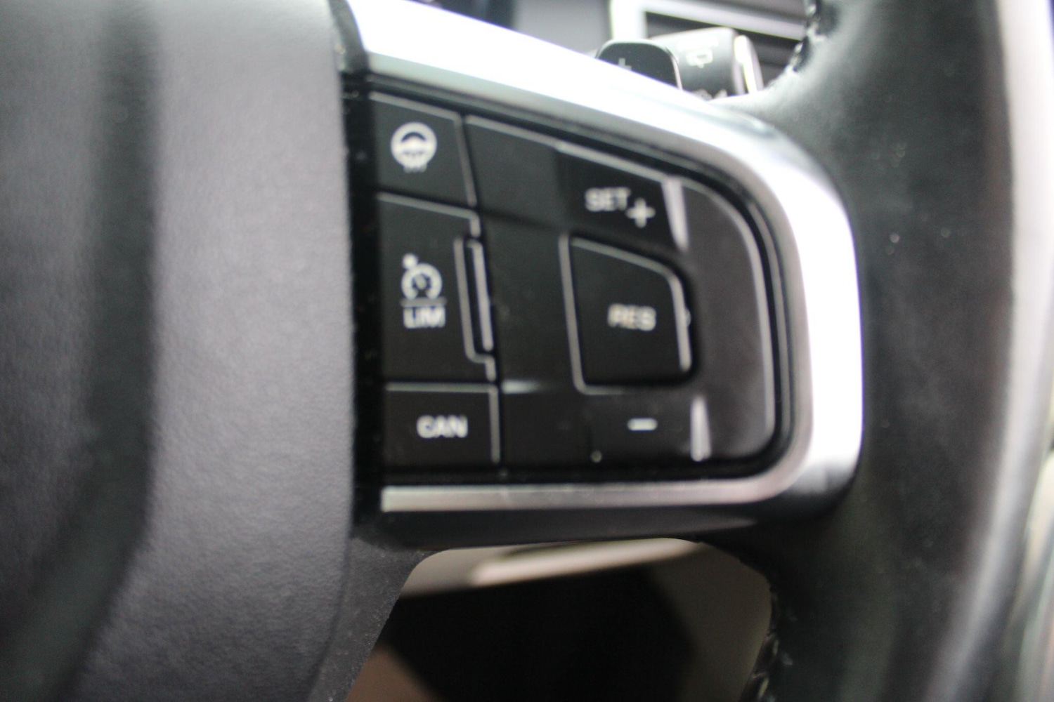 Used Land Rover Discovery Sport 2015 for sale - 77467879: Photo 17