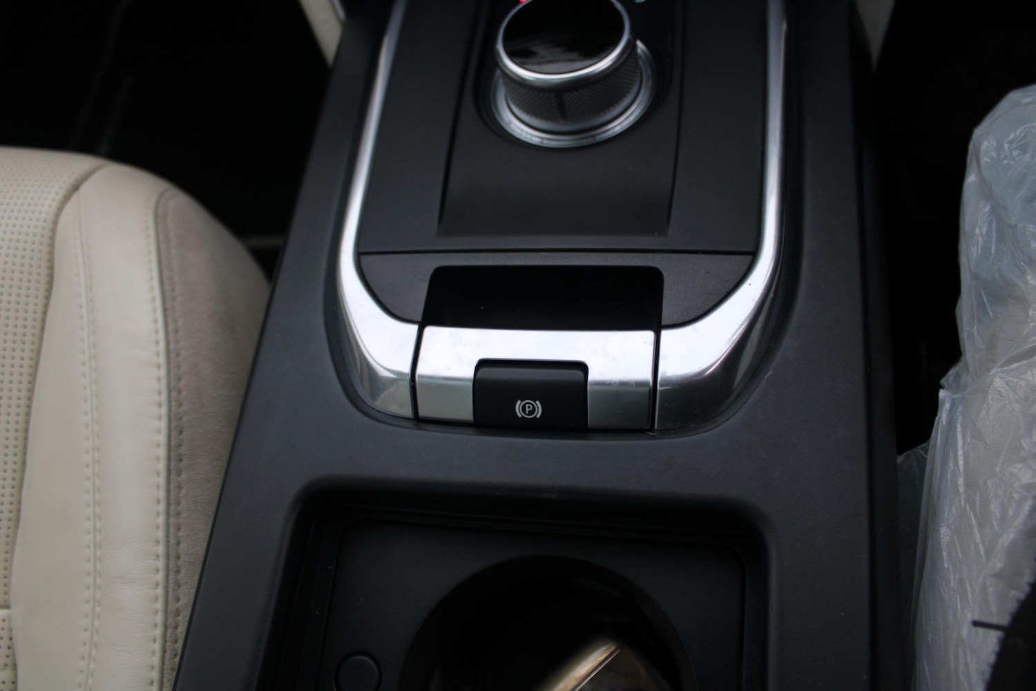 Used Land Rover Discovery Sport 2015 for sale - 77467879: Photo 24