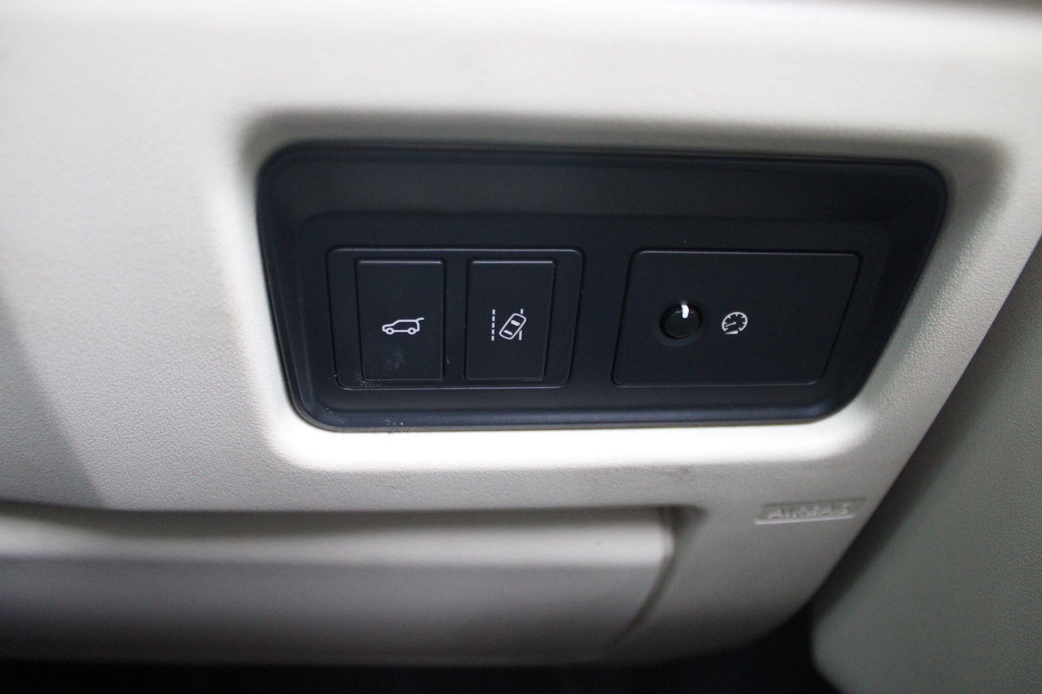 Used Land Rover Discovery Sport 2015 for sale - 77467879: Photo 26