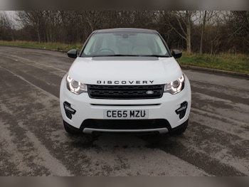 Used Land Rover Discovery Sport 2015 for sale - 77467879: Photo