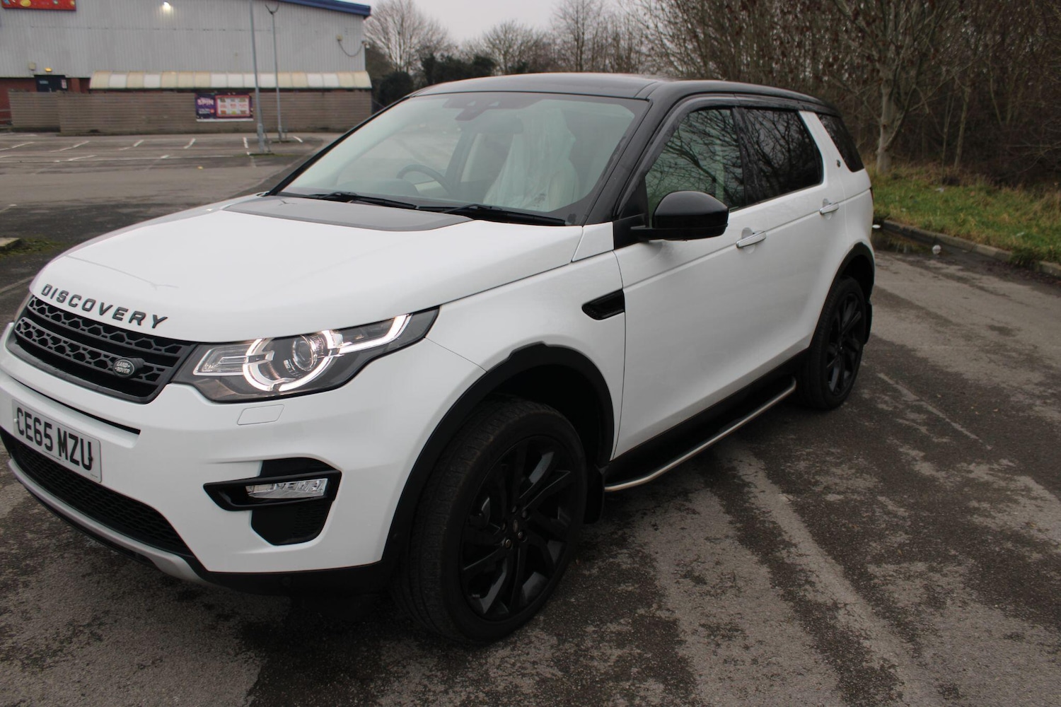 Used Land Rover Discovery Sport 2015 for sale - 77467879: Photo 3