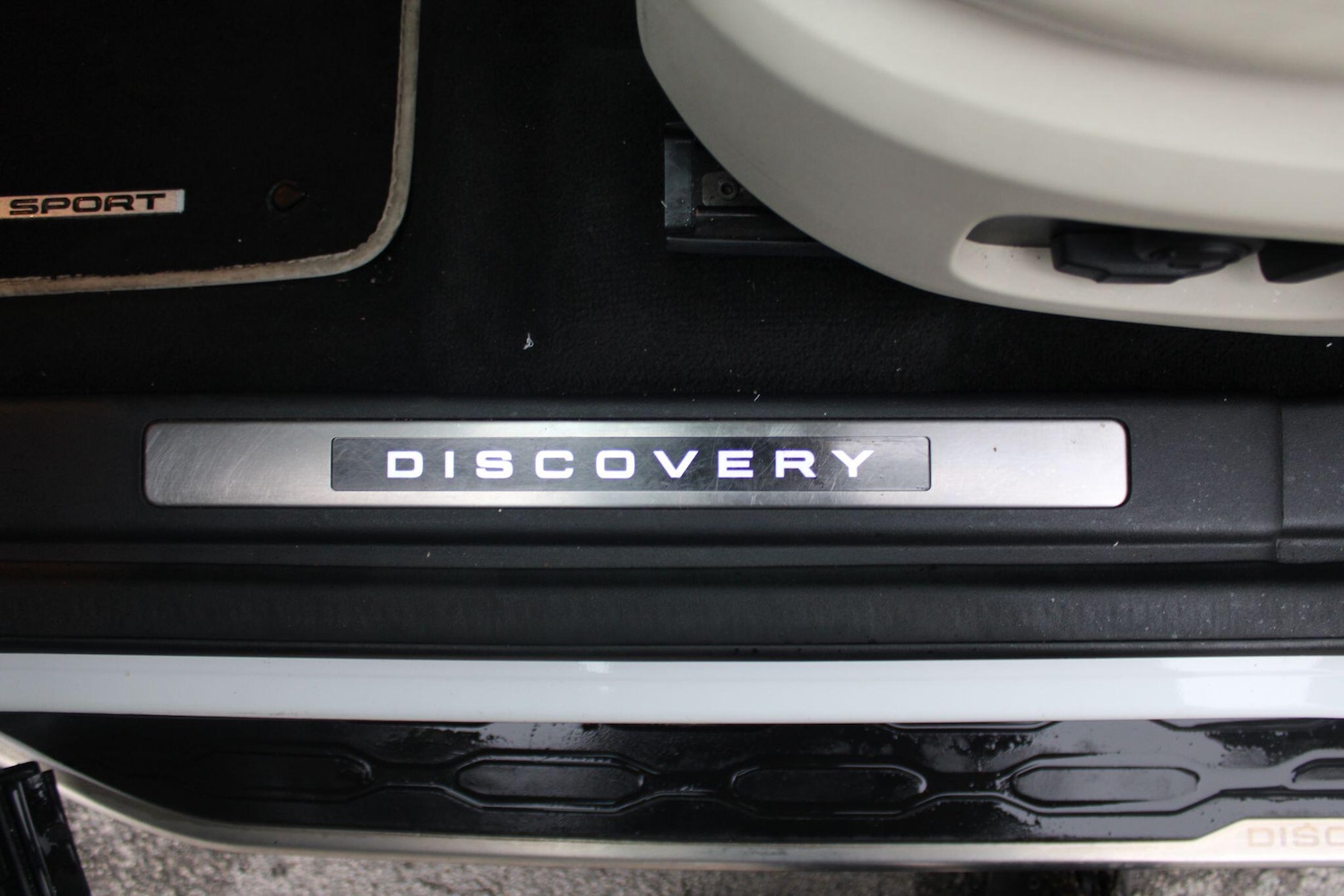Used Land Rover Discovery Sport 2015 for sale - 77467879: Photo 37