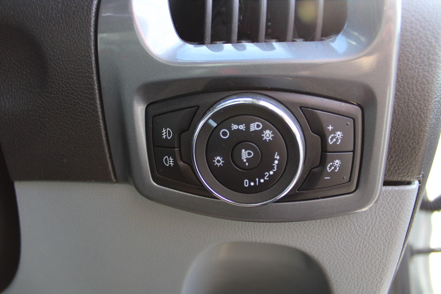 Used Ford Transit Custom 2018 for sale - 76122590: Photo 22