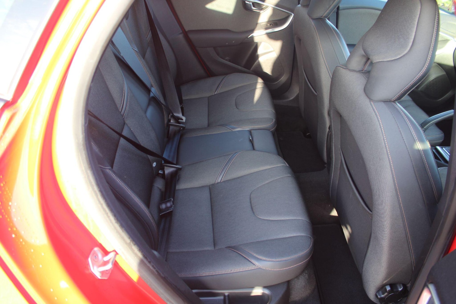 Used Volvo V40 2014 for sale - 77377042: Photo 11