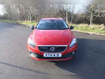 Used Volvo V40 2014 for sale - 77377042: Photo