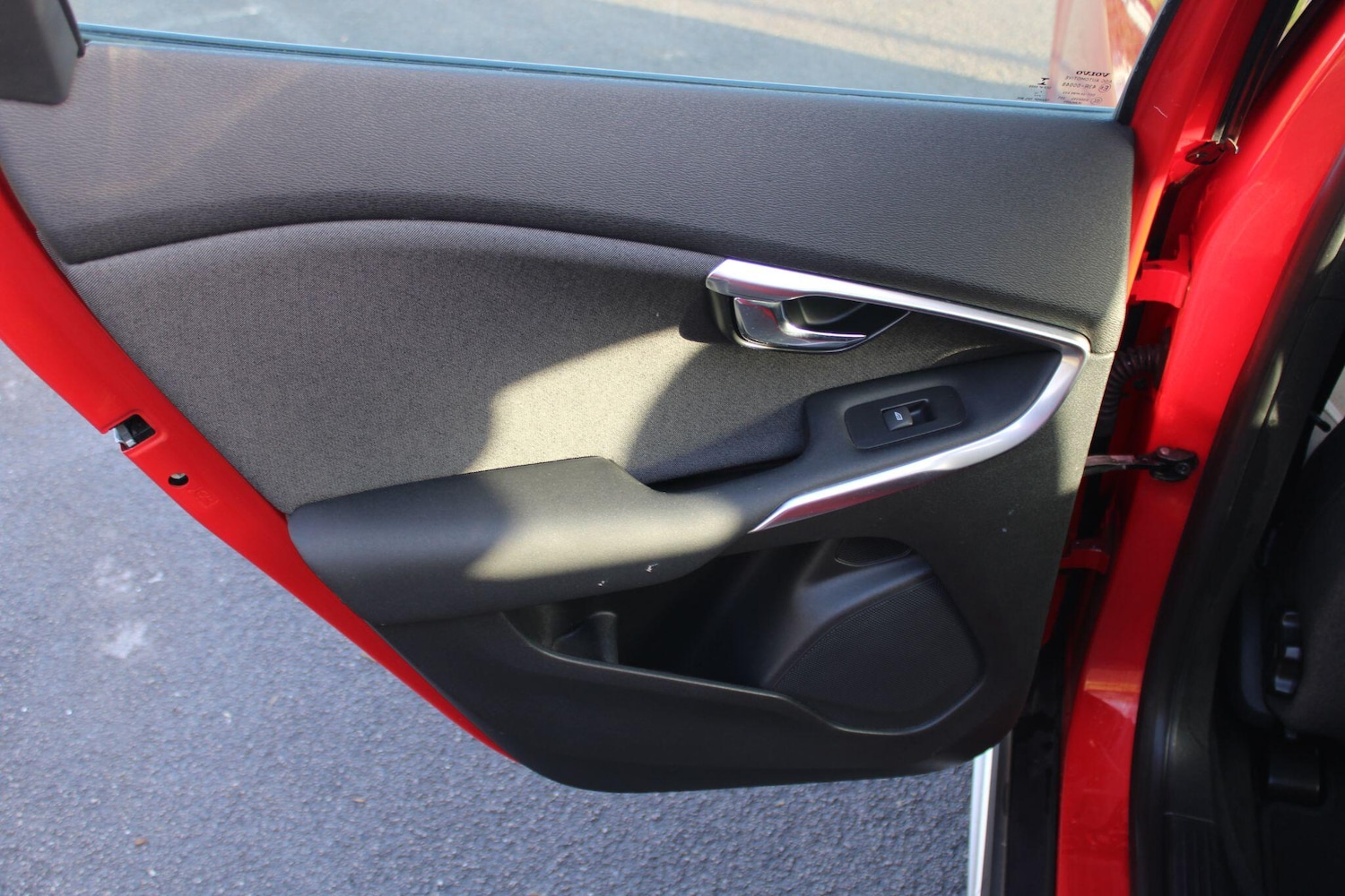 Used Volvo V40 2014 for sale - 77377042: Photo 31