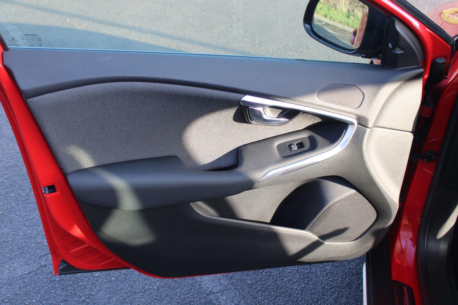 Used Volvo V40 2014 for sale - 77377042: Photo 32