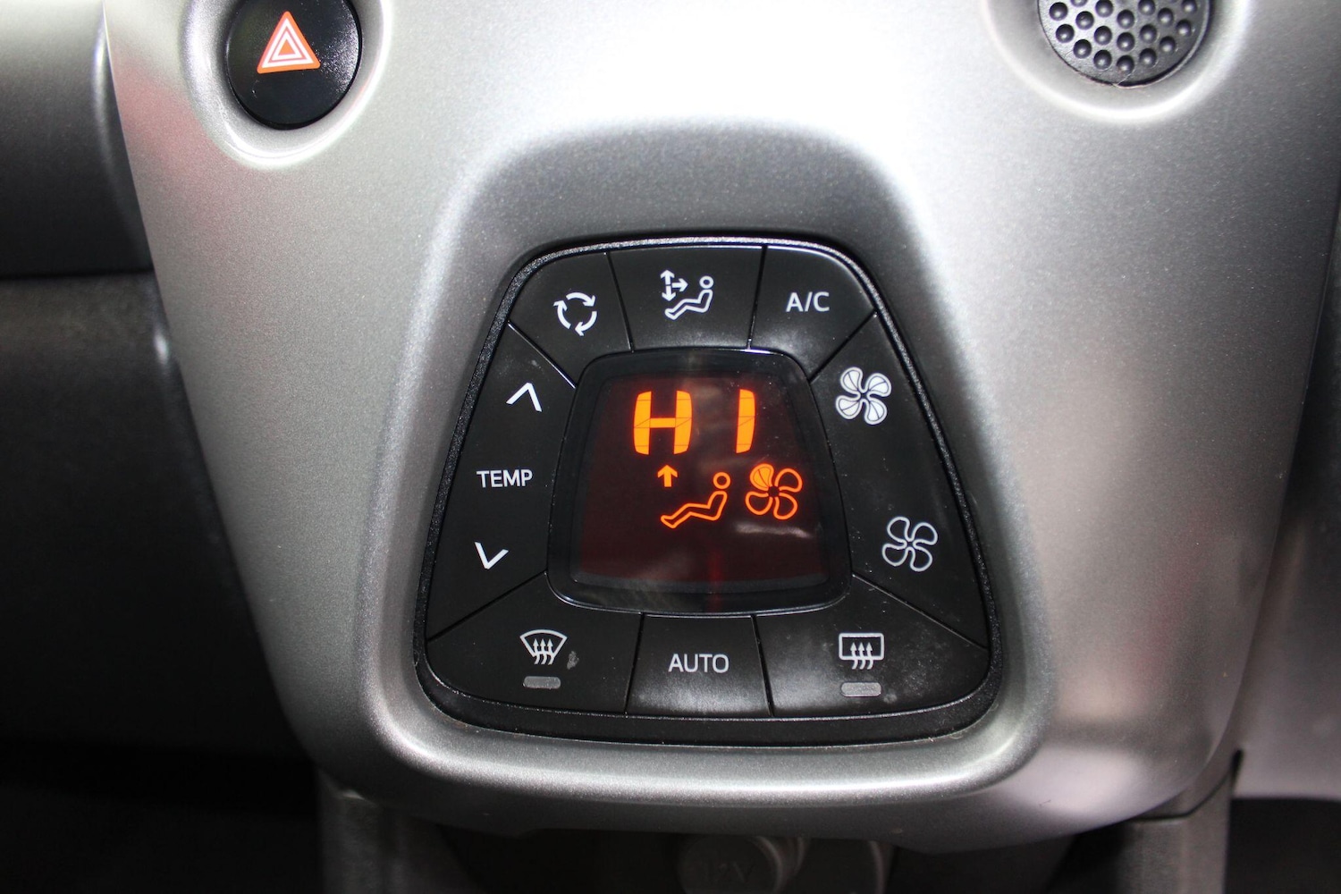 Used Toyota AYGO 2019 for sale - 76246493: Photo 22