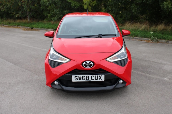 Used Toyota AYGO 2019 for sale - 76246493: Photo 2
