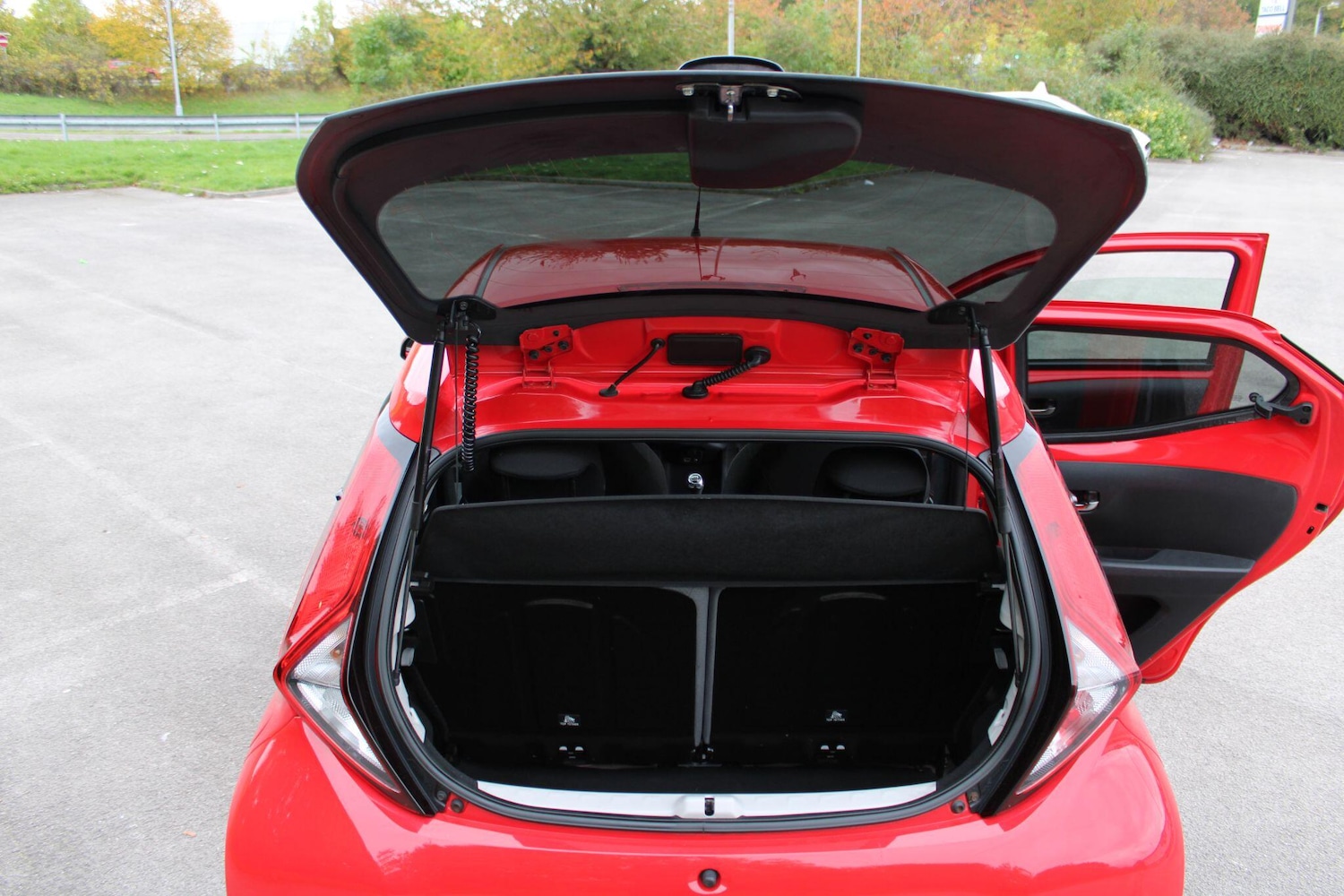 Used Toyota AYGO 2019 for sale - 76246493: Photo 40