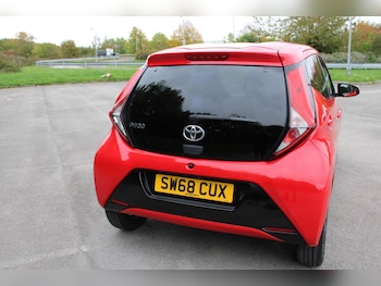 Used Toyota AYGO 2019 for sale - 76246493: Photo 4