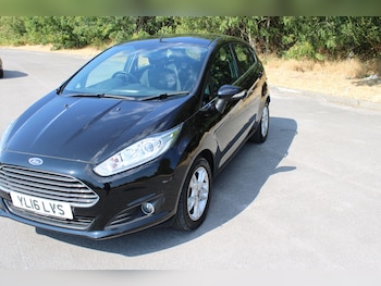 Used Ford Fiesta 2016 for sale - 79539940: Photo