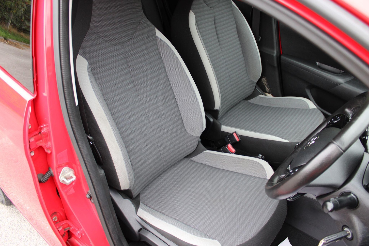 Used Toyota AYGO 2019 for sale - 76995773: Photo 12