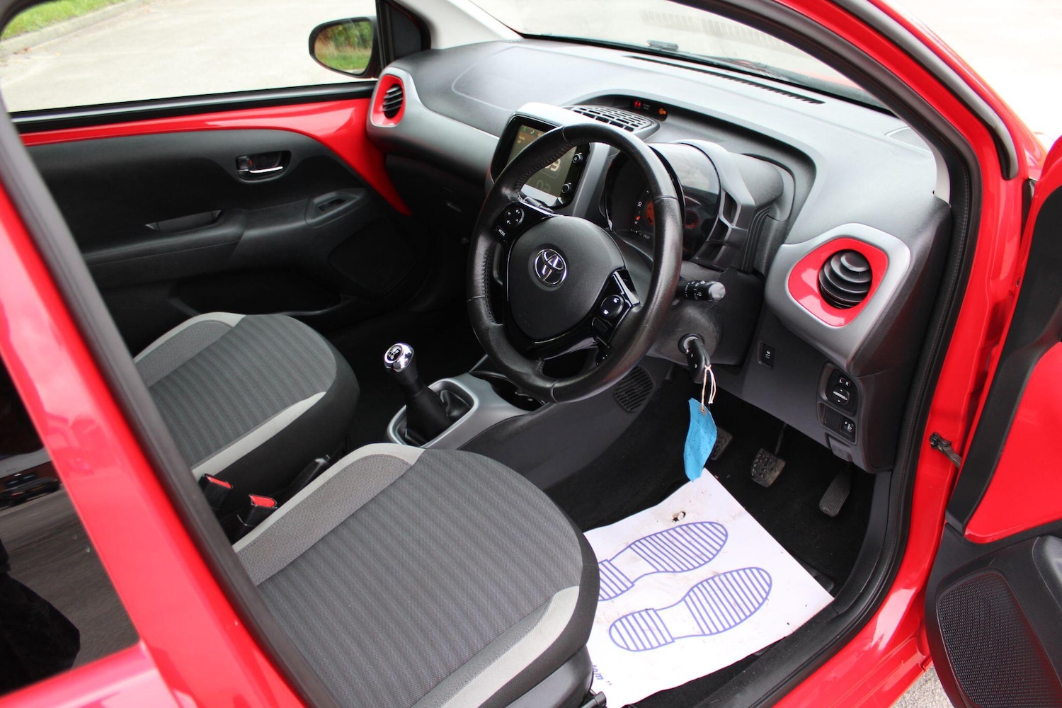 Used Toyota AYGO 2019 for sale - 76995773: Photo 13