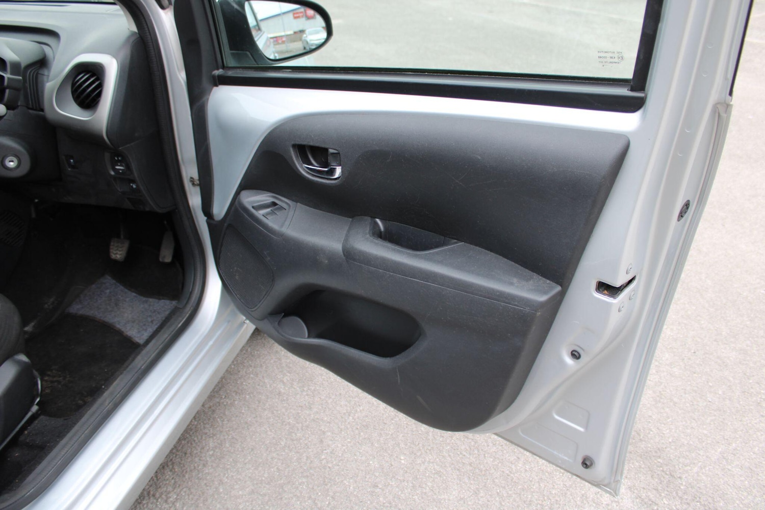 Vehicle 24