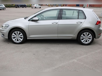 Used Volkswagen Golf 2017 for sale - 75678066: Photo