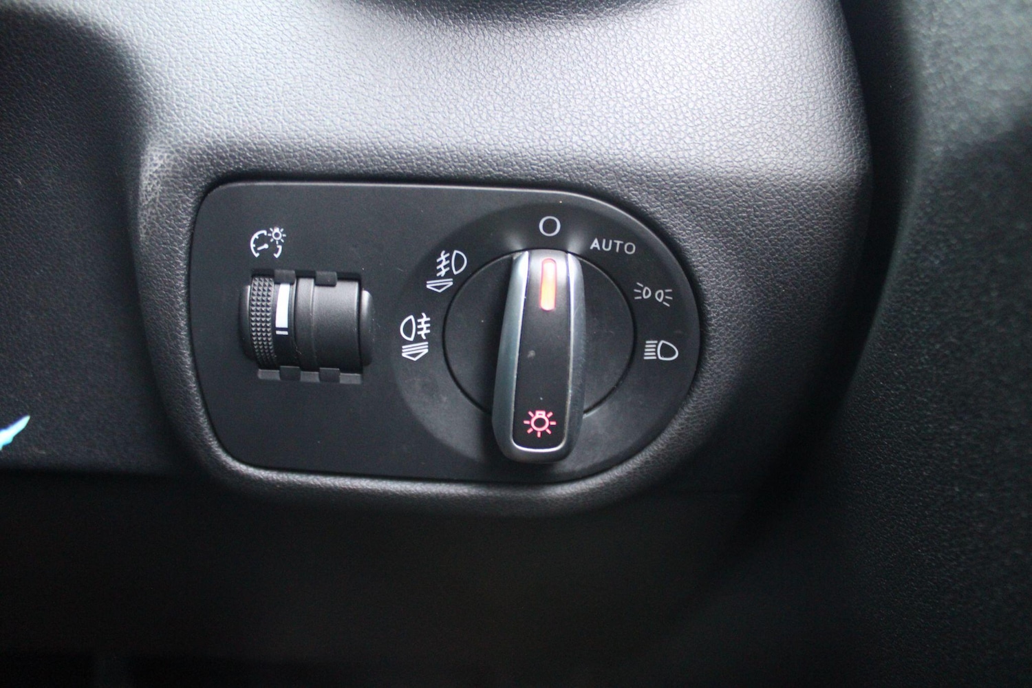 Used Audi A1 2015 for sale - 77040026: Photo 17