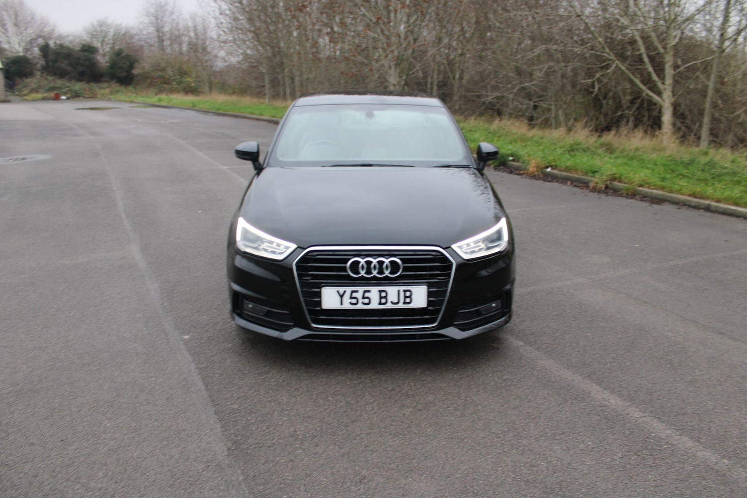 Used Audi A1 2015 for sale - 77040026: Photo 2